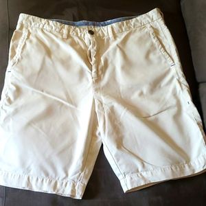Tommy Bahama shorts light bone size 36